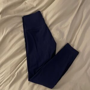 Lululemon Wunder Train 25” size 6